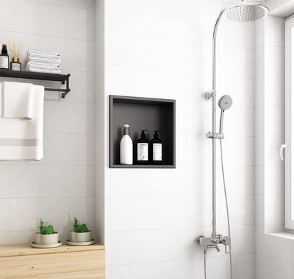 Niche aus Edelstahl für Bad Dusche und Handtücher im modernen Design