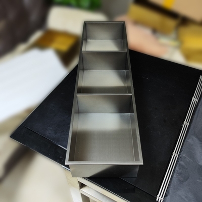Modernes Design Bad Duschnische mit gebürsteter Oberfläche und LED-Lichtfunktion