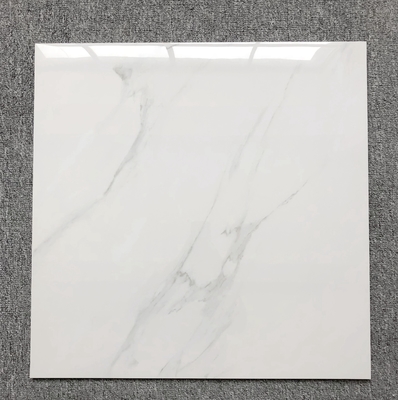 Wasserabsorption 0,5% 60x60cm Goldene Calacatta Porzellan verglaste weiße Wandfliesen