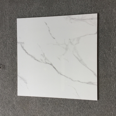 Porzellanfliesen im Stil des modernen Designs Bianco Carrara Weiß für die Wohnzimmerdekoration