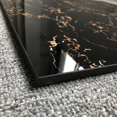Chic Schwarz und Gold Marmor Badezimmer Fußboden Keramikfliesen für Fußboden Wand Rock Spiegelfliesen Pakistan
